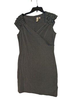 Elegant Gray Cap Sleeve Dress With Pleated Shoulders Size 12 By Emma Michele